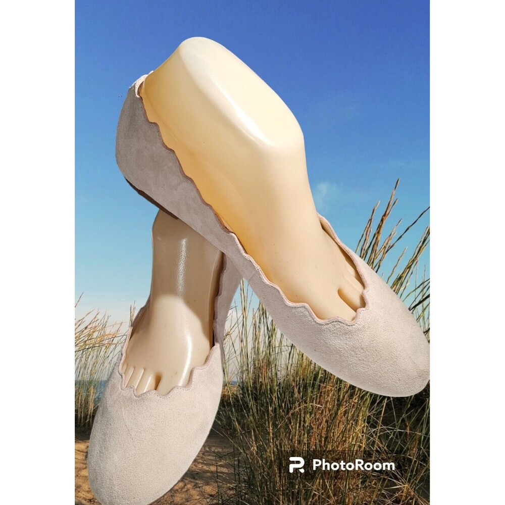 Sam Edelman Scalloped Edge Flats in Beige